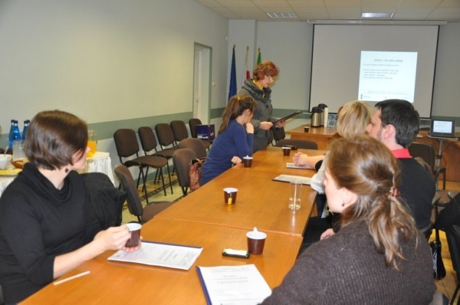 Spotkanie podsumowujące projekt Znajomość języka migowego to lepsza propozycja na rynku pracy [16.XII.2011] - zdjęcie #7 - eOstroleka.pl