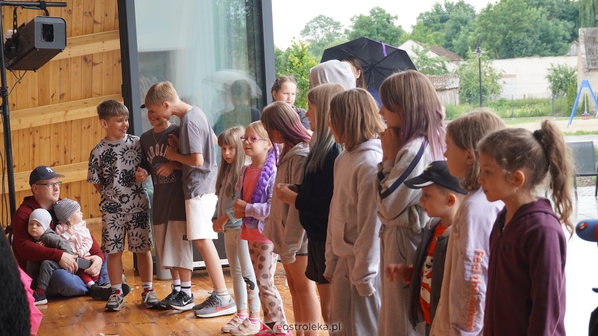 Wakacyjne spotkanie z przygodą w Troszynie - koncert Lady Fama [05.07.2026] - zdjęcie #45 - eOstroleka.pl