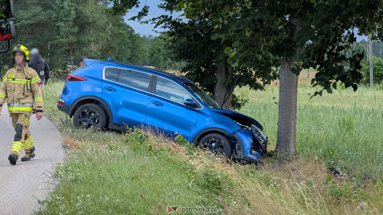 Wypadek we wsi Grądzik [8.07.2026] - zdjęcie #13 - eOstroleka.pl