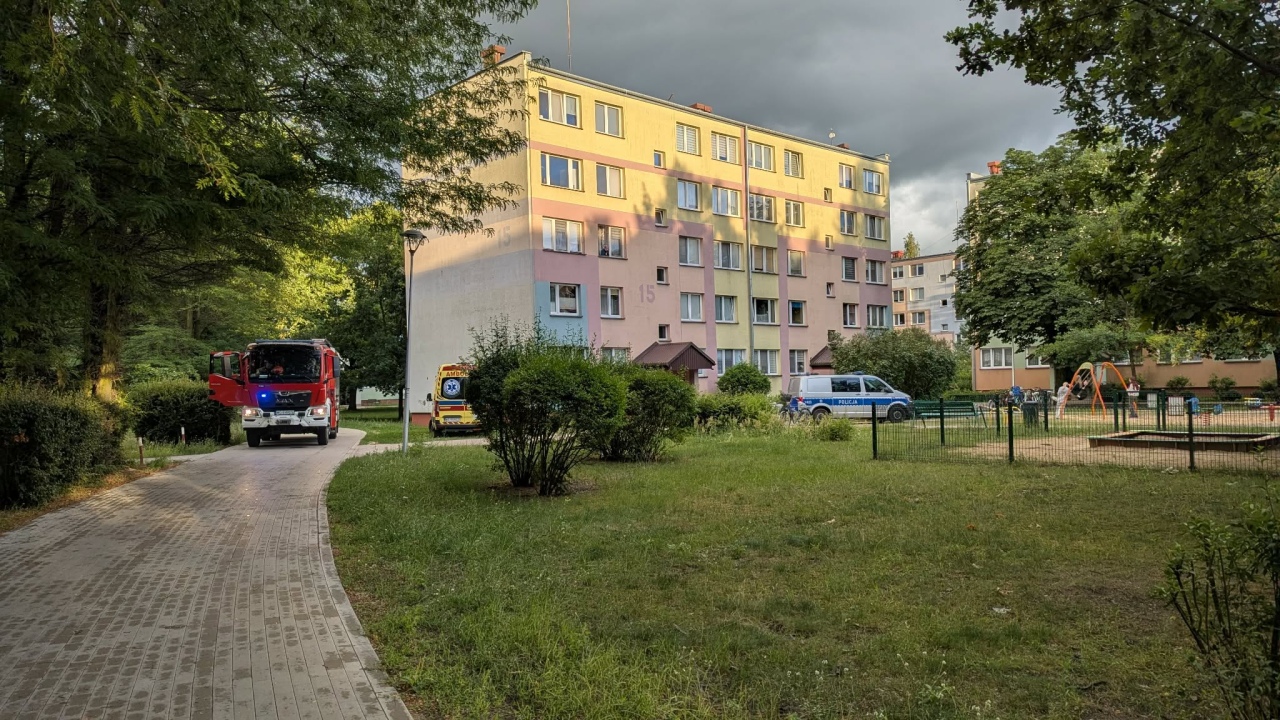Interwencja służb przy Modrzejewskiej [10.07.2026] - zdjęcie #8 - eOstroleka.pl