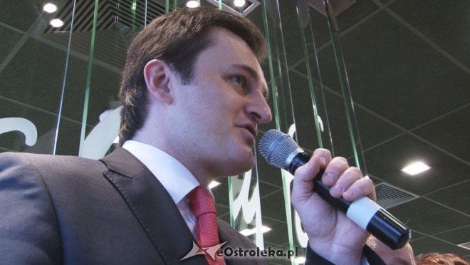 Otwarcie restauracji McDonalds w Ostrołęce [17.12.2011] - zdjęcie #35 - eOstroleka.pl