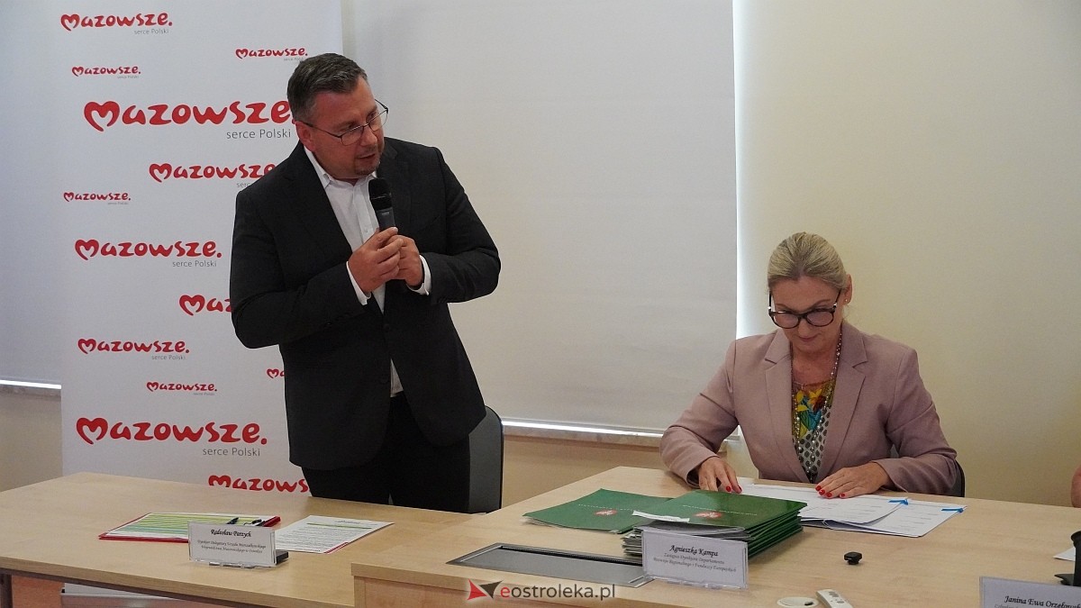Podpisanie umów w ramach projektu Mazowsze pomaga [16.07.2026] - zdjęcie #66 - eOstroleka.pl
