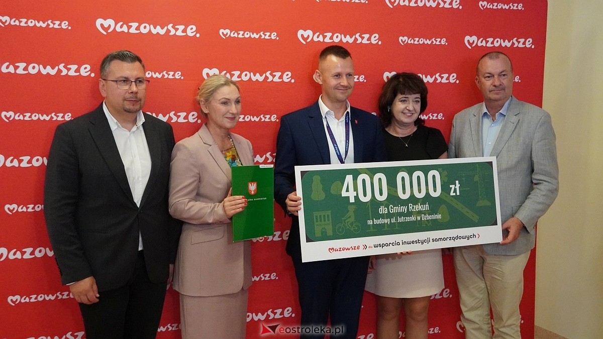 Podpisanie umów w ramach projektu Mazowsze pomaga [16.07.2026] - zdjęcie #24 - eOstroleka.pl