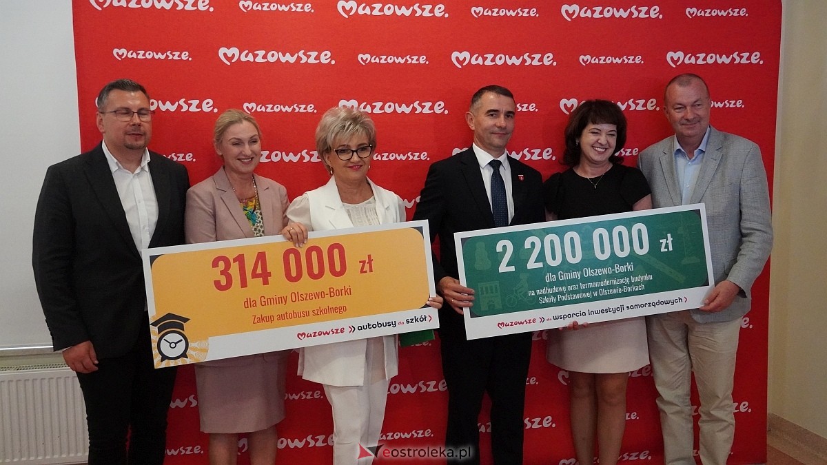 Podpisanie umów w ramach projektu Mazowsze pomaga [16.07.2026] - zdjęcie #20 - eOstroleka.pl