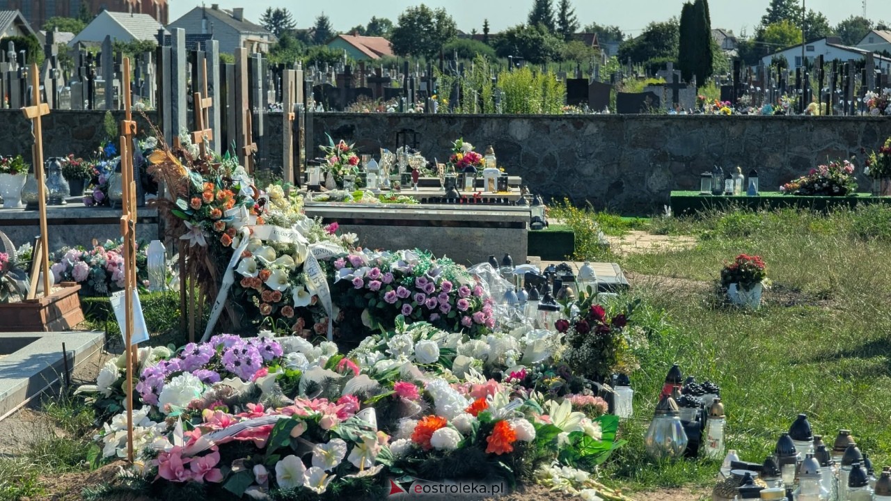 Pożar na cmentarzu w Rzekuniu [16.07.2026] - zdjęcie #6 - eOstroleka.pl
