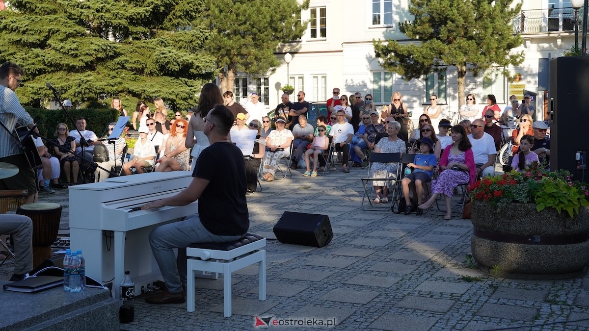 ART Czwartek - zespół Plantacja Ironii [16.07.2026] - zdjęcie #55 - eOstroleka.pl