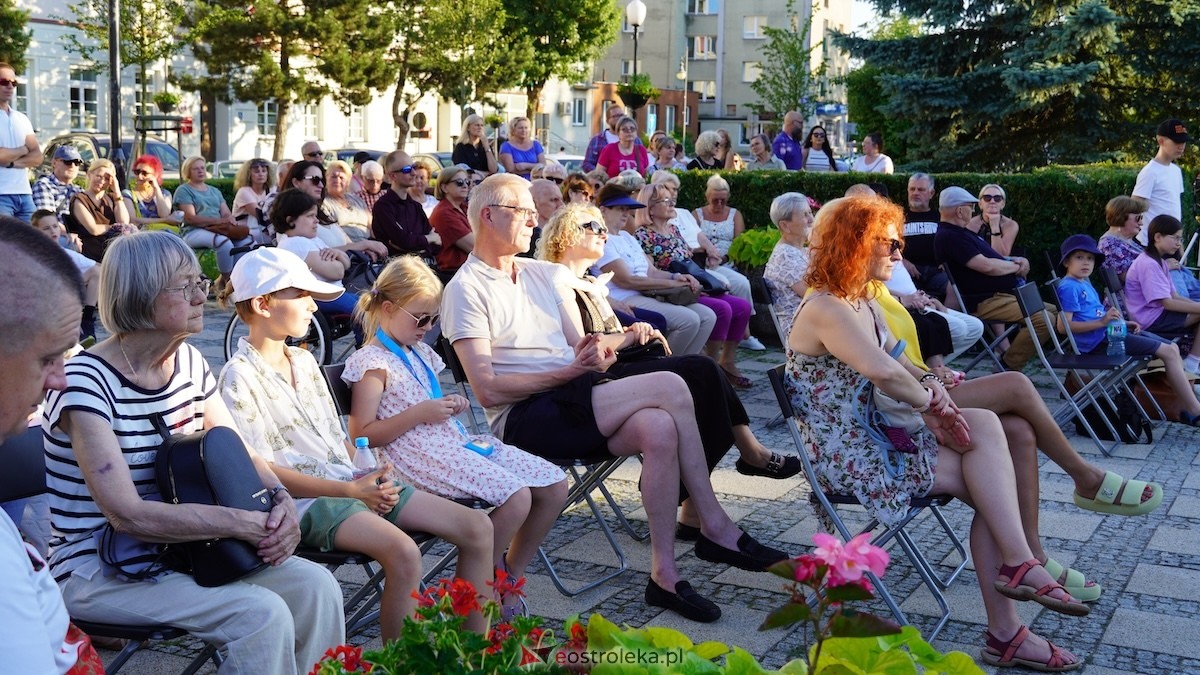 ART Czwartek - zespół Plantacja Ironii [16.07.2026] - zdjęcie #24 - eOstroleka.pl