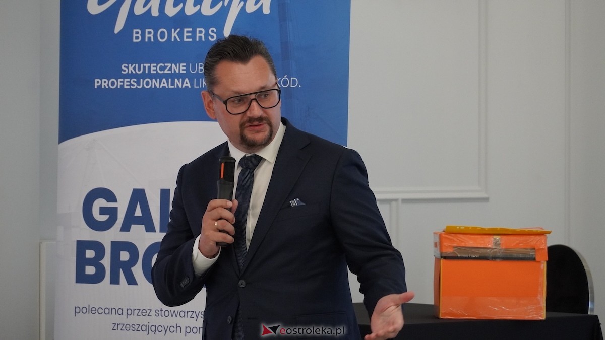 Premiera książki pt. 100 lat ostrołęckiego transportu [19.07.2026] - zdjęcie #27 - eOstroleka.pl