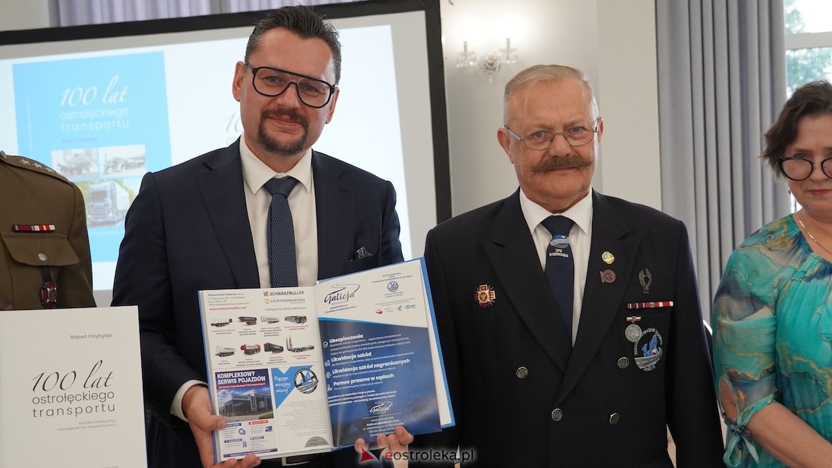 Premiera książki pt. 100 lat ostrołęckiego transportu [19.07.2026] - zdjęcie #18 - eOstroleka.pl