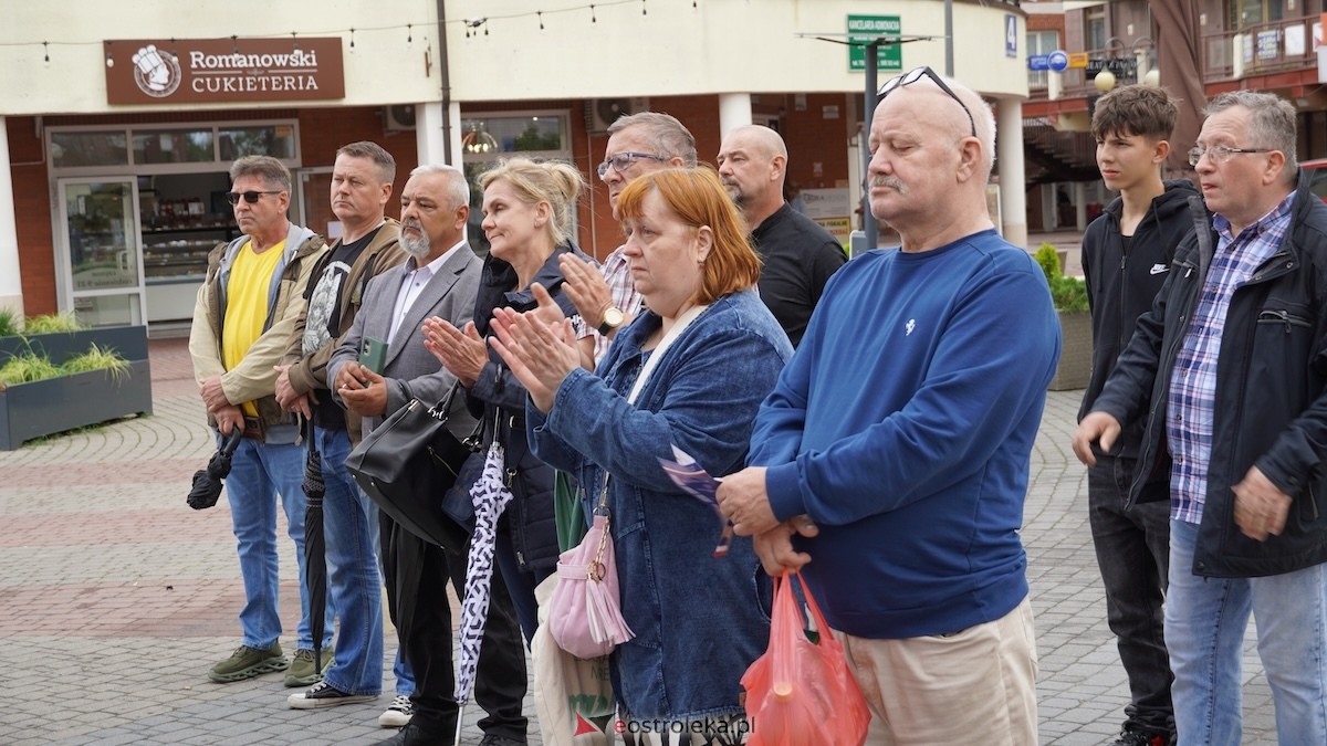 Spotkanie Konfederacji Korony Polskiej z mieszkańcami Ostrołęki [21.07.2026] - zdjęcie #12 - eOstroleka.pl