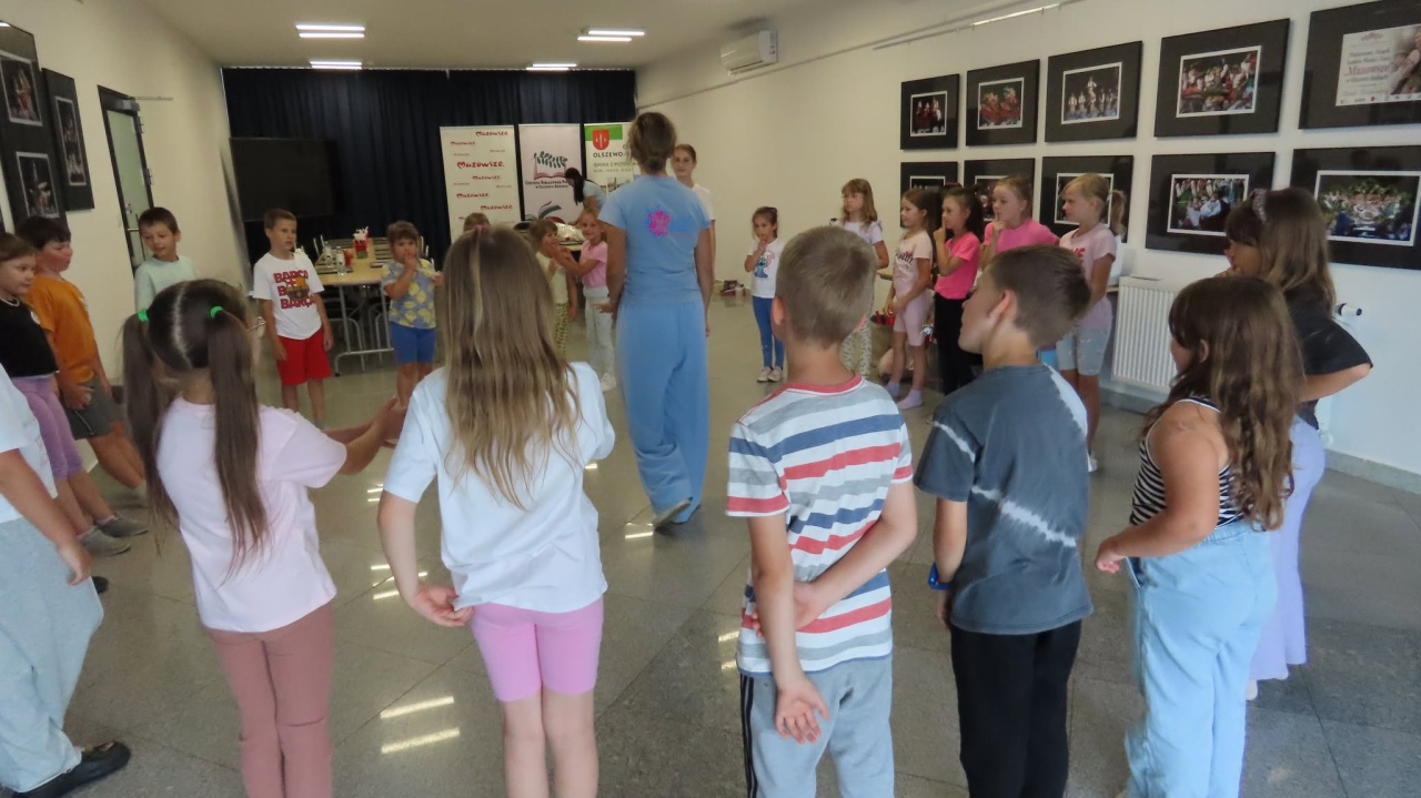 Piana, misie i książki. Tak wyglądają wakacje w Olszewie-Borkach! [22.07.2026] - zdjęcie #1 - eOstroleka.pl