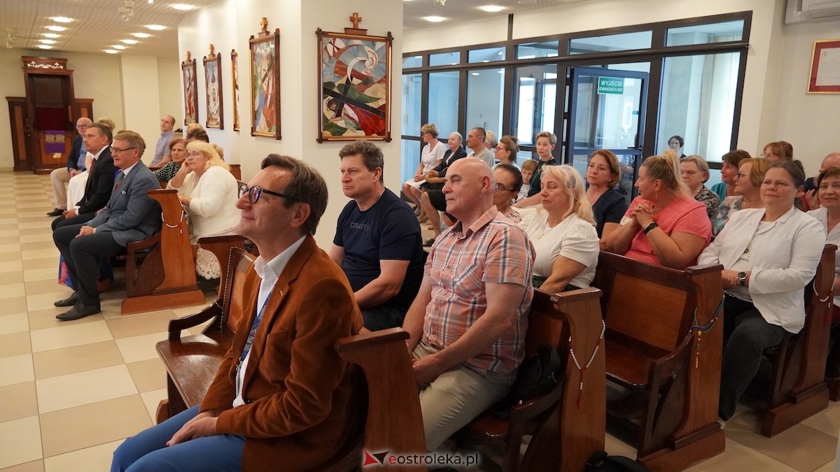 Pożegnanie ks. Dariusza Izbickiego - kapelana szpitala w Ostrołęce [23.07.2026] - zdjęcie #53 - eOstroleka.pl