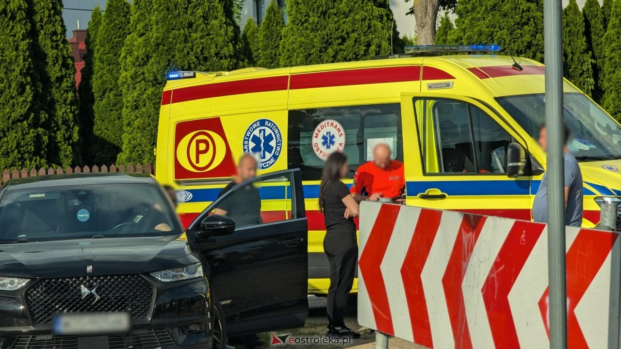 Kolizja na alei Jana Pawła II [24.07.2026] - zdjęcie #6 - eOstroleka.pl