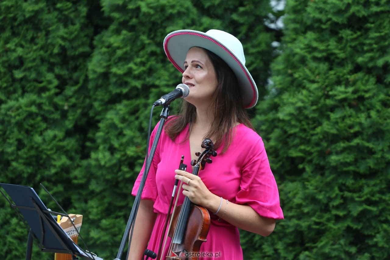Magdalena Konieczek - koncert na osiedlu Leśne [24.07.2026] - zdjęcie #27 - eOstroleka.pl