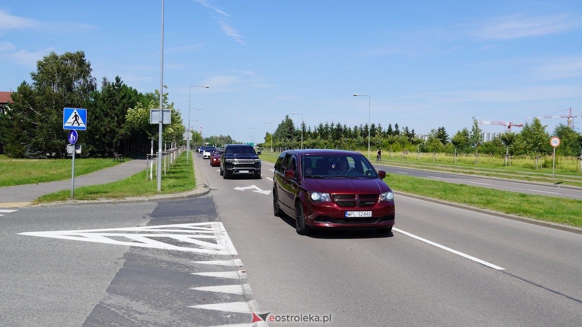 Parada samochodowa ulicami Ostrołęki [26.07.2026] - zdjęcie #84 - eOstroleka.pl