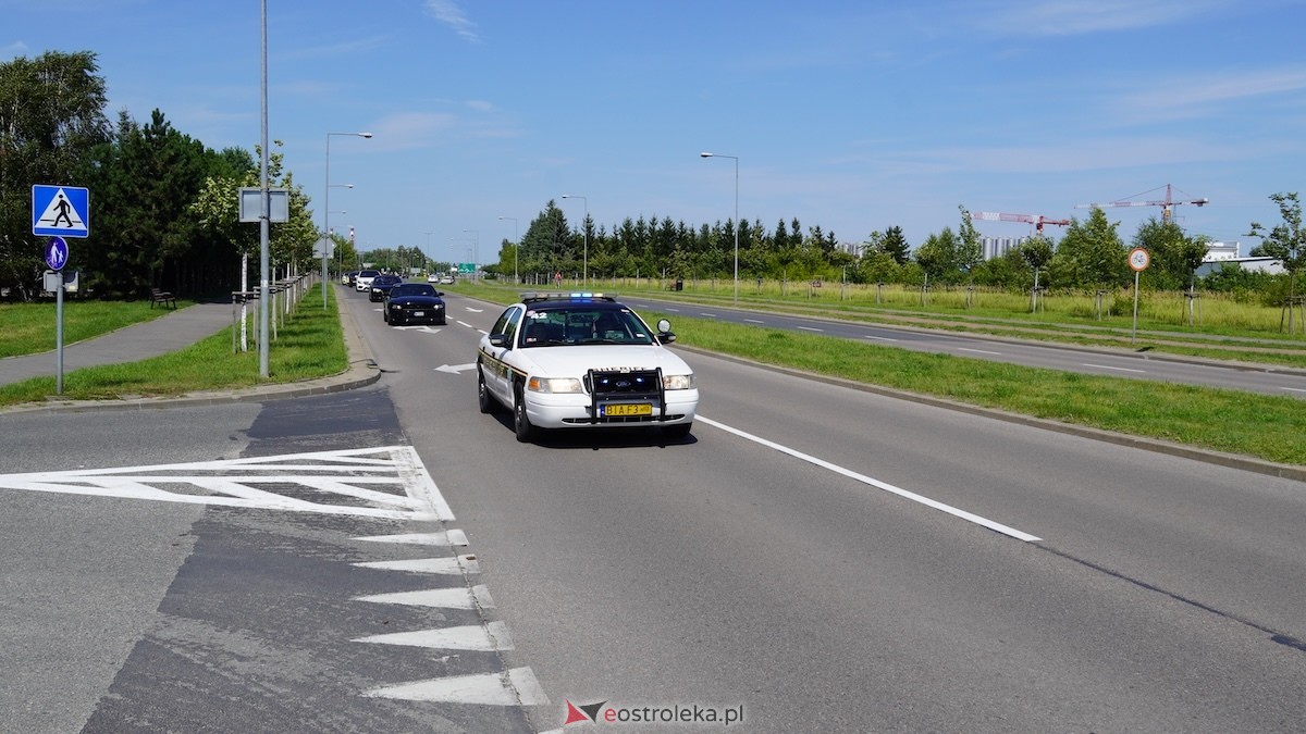 Parada samochodowa ulicami Ostrołęki [26.07.2026] - zdjęcie #65 - eOstroleka.pl