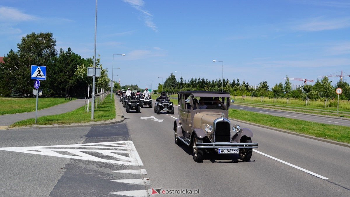 Parada samochodowa ulicami Ostrołęki [26.07.2026] - zdjęcie #55 - eOstroleka.pl