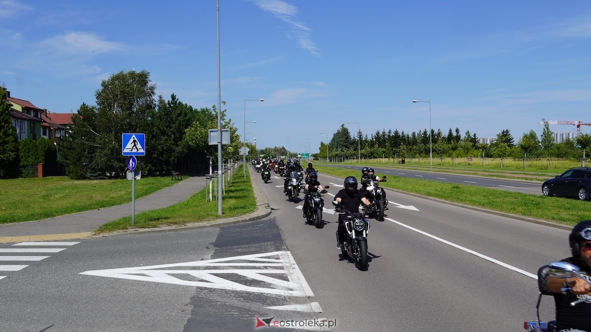 Parada samochodowa ulicami Ostrołęki [26.07.2026] - zdjęcie #44 - eOstroleka.pl
