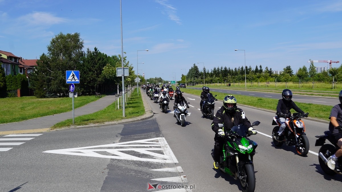 Parada samochodowa ulicami Ostrołęki [26.07.2026] - zdjęcie #41 - eOstroleka.pl