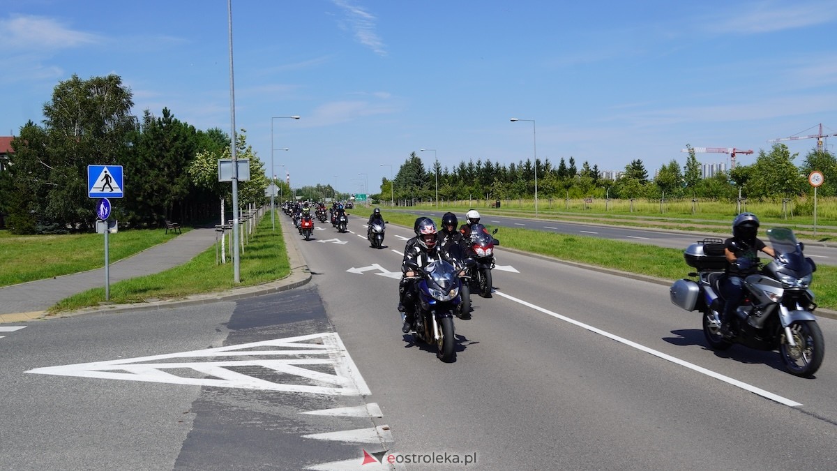 Parada samochodowa ulicami Ostrołęki [26.07.2026] - zdjęcie #33 - eOstroleka.pl