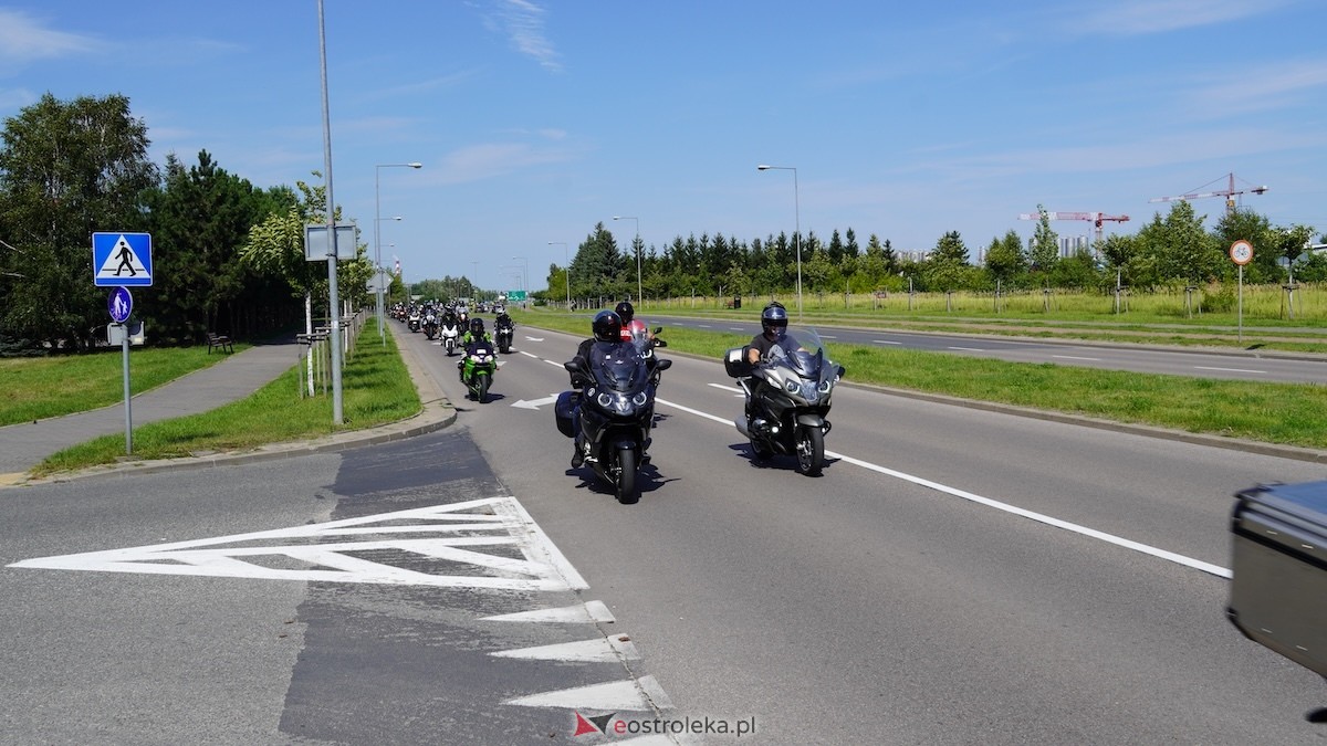 Parada samochodowa ulicami Ostrołęki [26.07.2026] - zdjęcie #26 - eOstroleka.pl