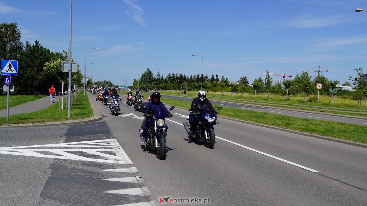 Parada samochodowa ulicami Ostrołęki [26.07.2026] - zdjęcie #22 - eOstroleka.pl