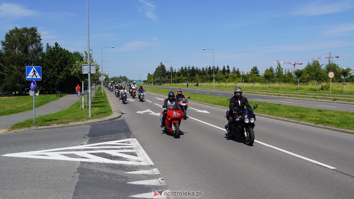Parada samochodowa ulicami Ostrołęki [26.07.2026] - zdjęcie #19 - eOstroleka.pl