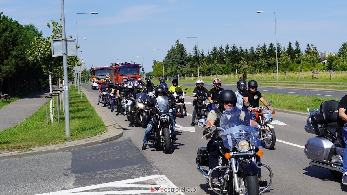 Parada samochodowa ulicami Ostrołęki [26.07.2026] - zdjęcie #9 - eOstroleka.pl