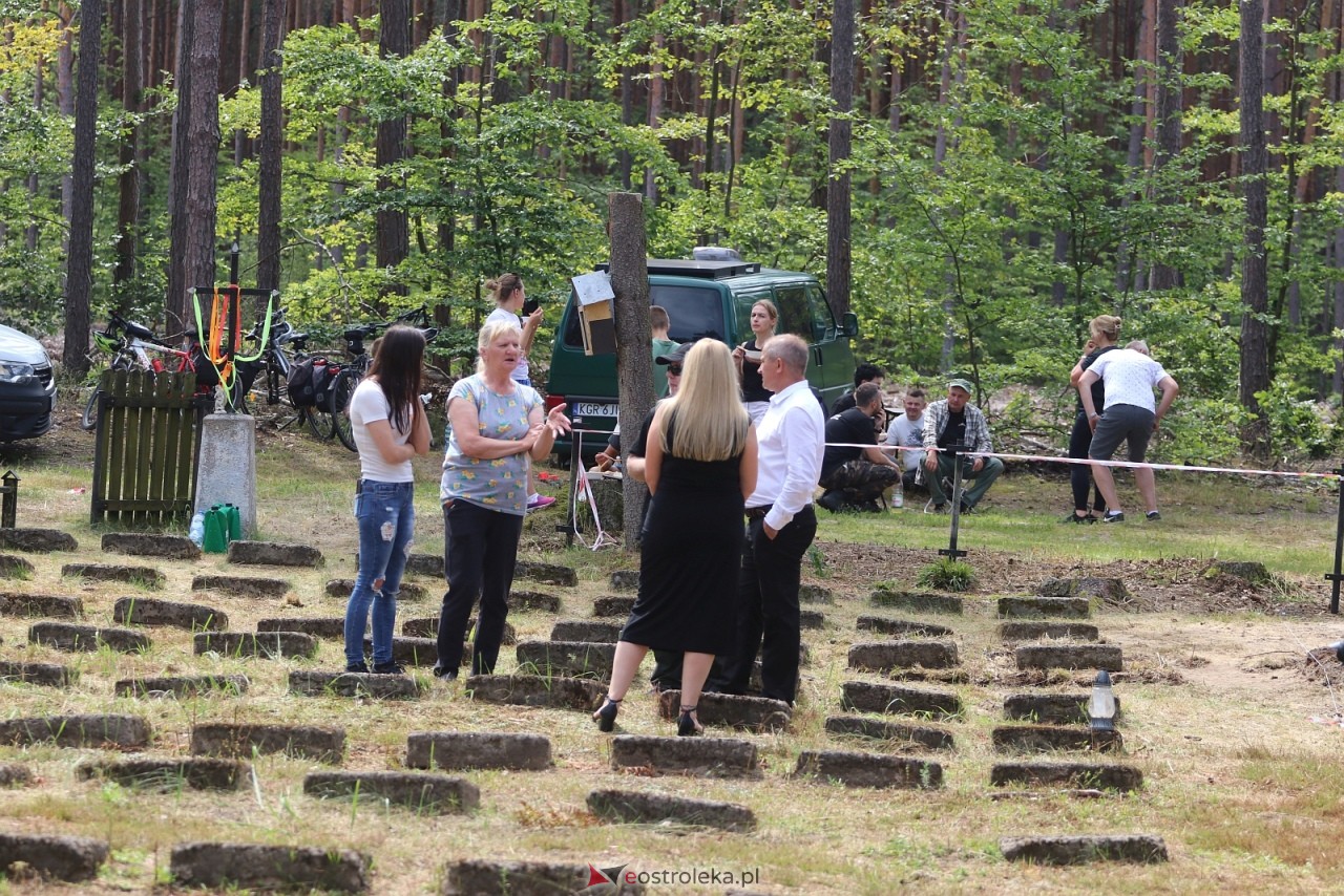 Renowacja cmentarza w Ramionach [26.07.2026] - zdjęcie #21 - eOstroleka.pl