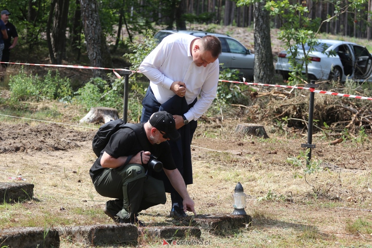 Renowacja cmentarza w Ramionach [26.07.2026] - zdjęcie #4 - eOstroleka.pl