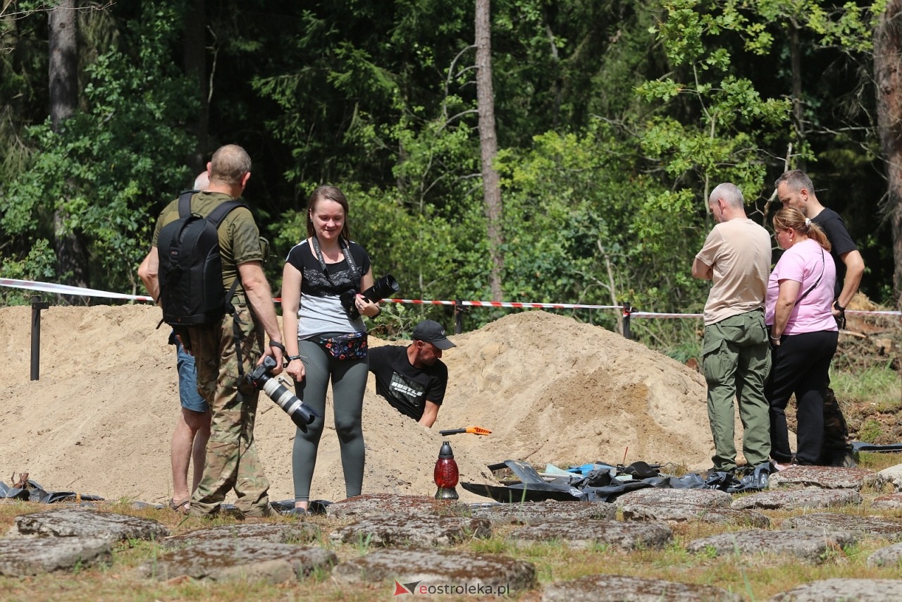 Renowacja cmentarza w Ramionach [26.07.2026] - zdjęcie #1 - eOstroleka.pl