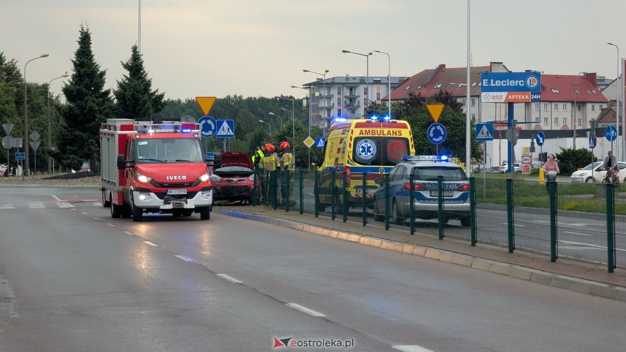 Wypadek przy Fieldorfa Nila w Ostrołęce [27.07.2026] - zdjęcie #12 - eOstroleka.pl