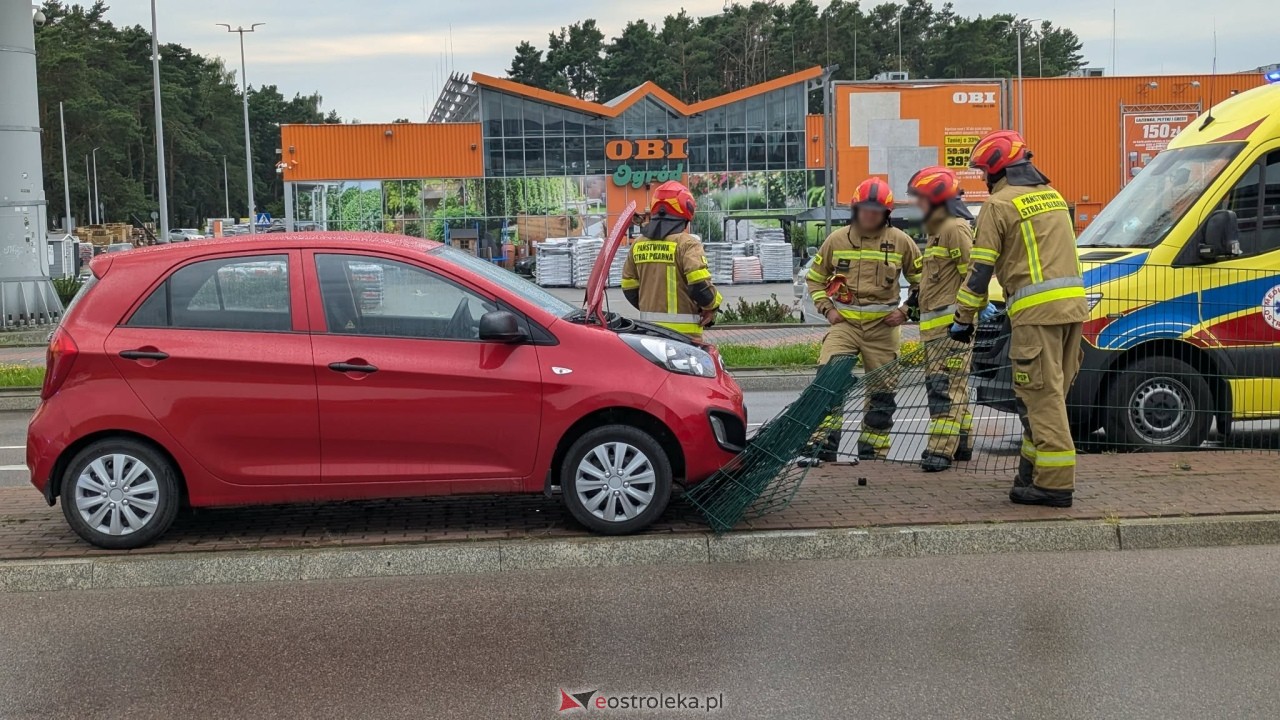 Wypadek przy Fieldorfa Nila w Ostrołęce [27.07.2026] - zdjęcie #8 - eOstroleka.pl