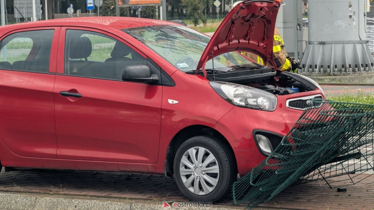 Wypadek przy Fieldorfa Nila w Ostrołęce [27.07.2026] - zdjęcie #6 - eOstroleka.pl
