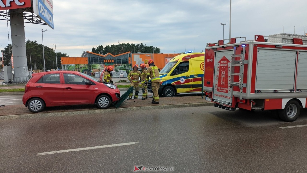 Wypadek przy Fieldorfa Nila w Ostrołęce [27.07.2026] - zdjęcie #5 - eOstroleka.pl