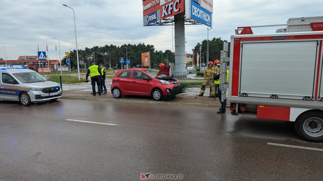 Wypadek przy Fieldorfa Nila w Ostrołęce [27.07.2026] - zdjęcie #1 - eOstroleka.pl
