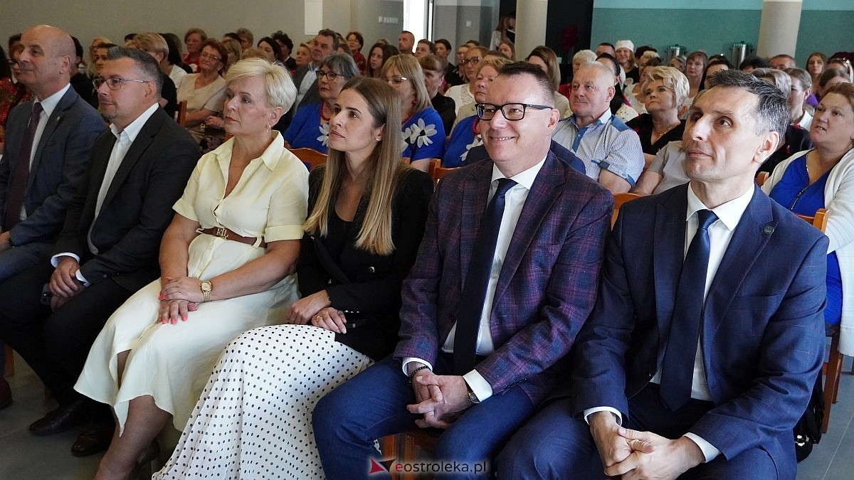 Wręczenie czeków ze wsparciem od ARiMR dla KGW z powiatu ostrołęckiego [28.07.2026] - zdjęcie #69 - eOstroleka.pl
