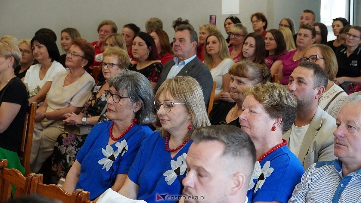 Wręczenie czeków ze wsparciem od ARiMR dla KGW z powiatu ostrołęckiego [28.07.2026] - zdjęcie #64 - eOstroleka.pl