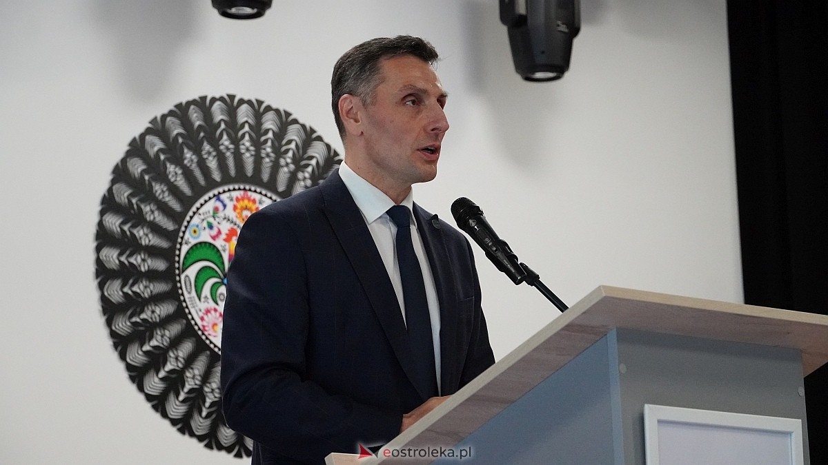 Wręczenie czeków ze wsparciem od ARiMR dla KGW z powiatu ostrołęckiego [28.07.2026] - zdjęcie #58 - eOstroleka.pl