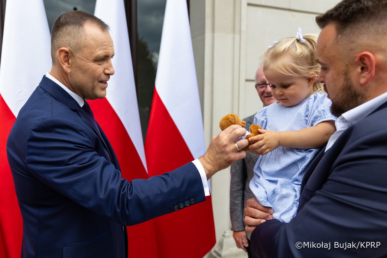 Prezydent Nawrocki wręczył nominacje asesorskie, fot. Mikołaj Bujak KPRP [28.07.2026] - zdjęcie #10 - eOstroleka.pl