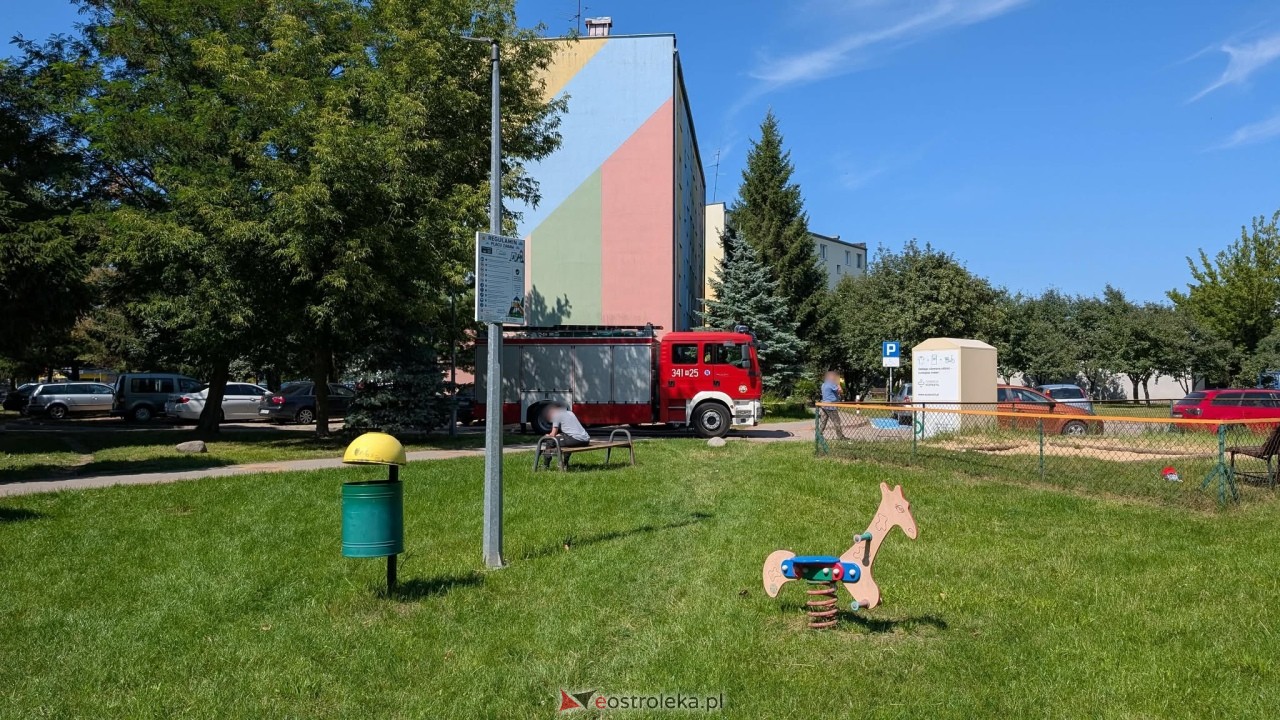Interwencja służb ratunkowych przy ul. Kozłowskiego Lasa [30.07.2026] - zdjęcie #3 - eOstroleka.pl