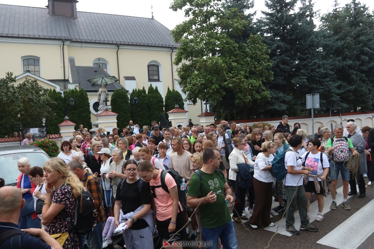 Pielgrzymka na Jasną Górę [1.08.2026] - zdjęcie #125 - eOstroleka.pl