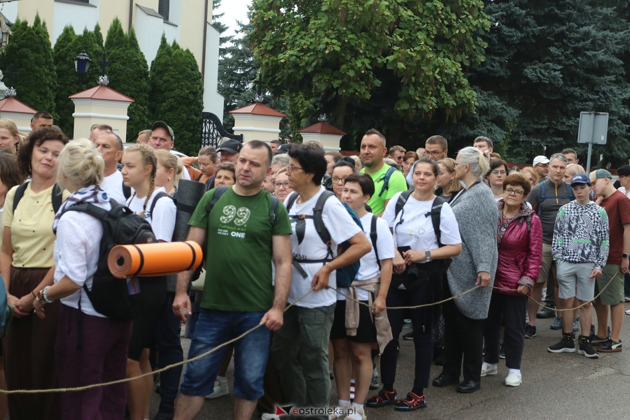 Pielgrzymka na Jasną Górę [1.08.2026] - zdjęcie #113 - eOstroleka.pl