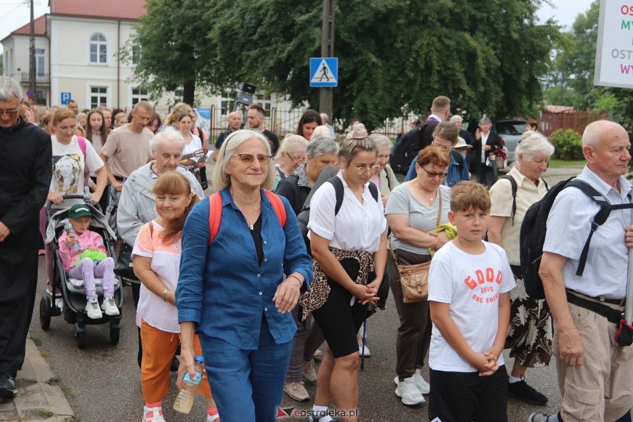 Pielgrzymka na Jasną Górę [1.08.2026] - zdjęcie #105 - eOstroleka.pl