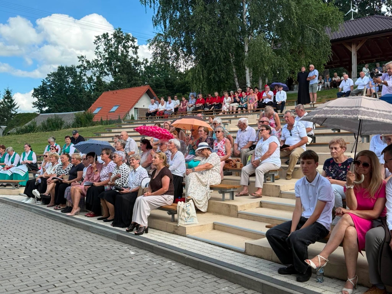 Jubileusz 20-lecia istnienia Klubu Seniora Pogodny zmierzch w Baranowie [02.08.2026] - zdjęcie #42 - eOstroleka.pl