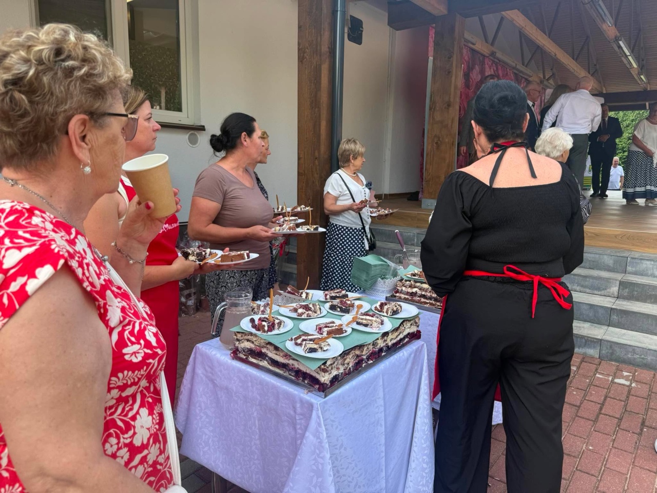 Jubileusz 20-lecia istnienia Klubu Seniora Pogodny zmierzch w Baranowie [02.08.2026] - zdjęcie #12 - eOstroleka.pl