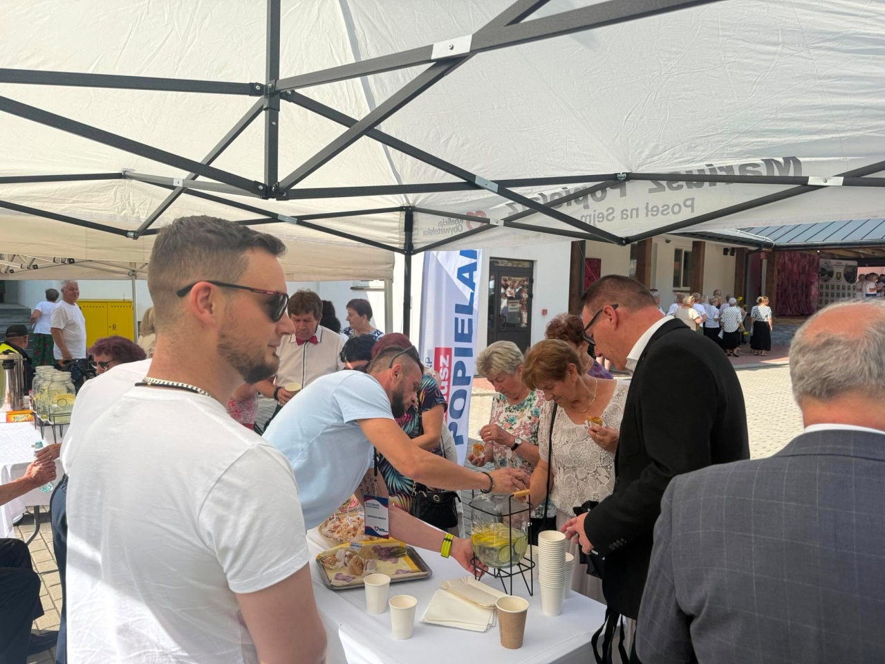 Jubileusz 20-lecia istnienia Klubu Seniora Pogodny zmierzch w Baranowie [02.08.2026] - zdjęcie #11 - eOstroleka.pl
