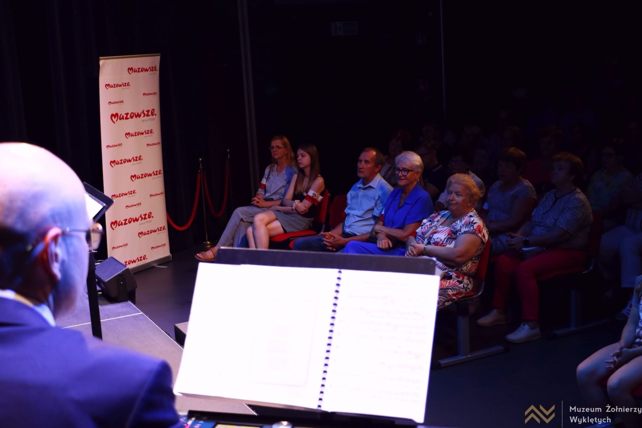 Koncert Echa Bohaterów 1944” w Muzeum Żołnierzy Wyklętych [02.08.2026] - zdjęcie #50 - eOstroleka.pl