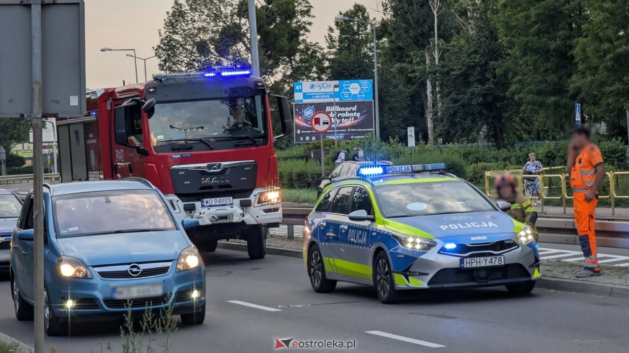 Kolizja dwóch aut na Traugutta [06.08.2026] - zdjęcie #11 - eOstroleka.pl