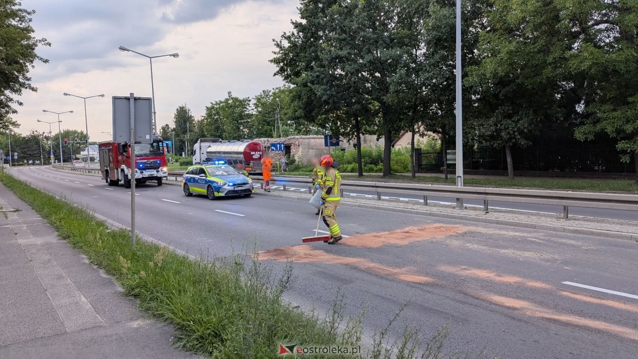 Kolizja dwóch aut na Traugutta [06.08.2026] - zdjęcie #8 - eOstroleka.pl